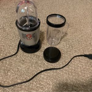 ALMOST BRAND NEW!! Magic Bullet Mini Juicer